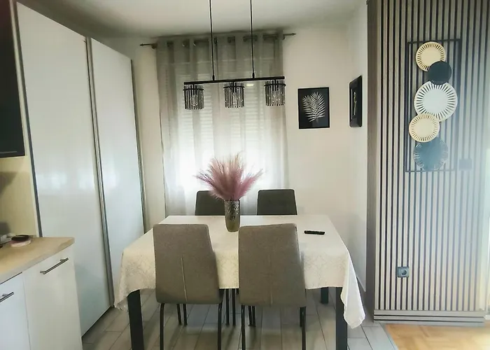 Nina Apartman Šibenik